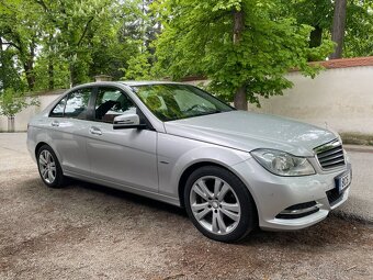 Mercedes Benz W204 180 CGI - 4