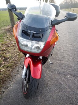 Honda CBR 1000F - 4