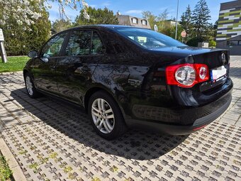 Vw Jetta sedan 1.9 TDI, 2009 - 4
