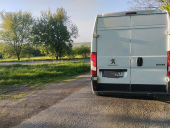 Prodám Peugeot boxer maxi, 120kw, delší verze, pravidelně se - 4