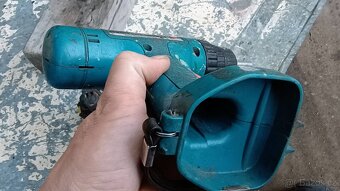 Aku vrtačka Makita průměr 10 mm 6211 0 dvě rychlosti otáčení - 4
