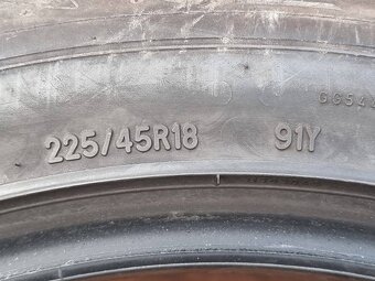 Letní Goodyear 225/45/18 - 4
