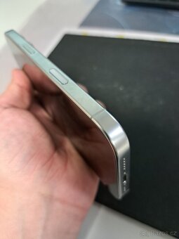 iPhone 16 pro 128gb bílý - 4
