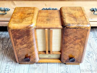 Staré rádio Titan 936 - 4