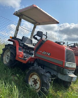 Malotraktor Kubota aste A-15 + stříška - 4