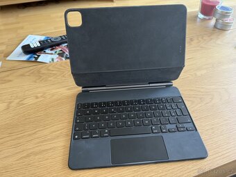 iPad Air M2 128 GB, Wifi space grey + magic keybord - 4