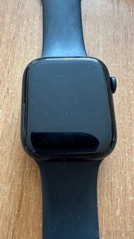 Apple Watch 8 - 4