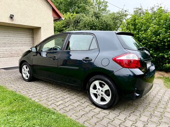 Toyota Auris 1.33i 73kW, ČR, 9/2011, 2.maj. Nové STK - 4