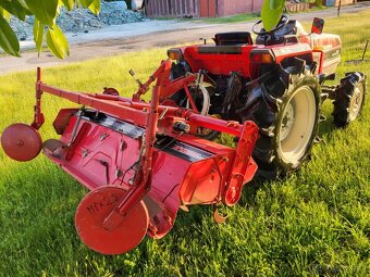 MITSUBISHI MTX28D - 4