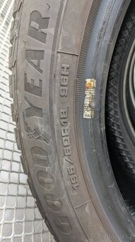 Zimní pneu Goodyear 195/60 R18 96H (Citroen C4) - jako nové - 4