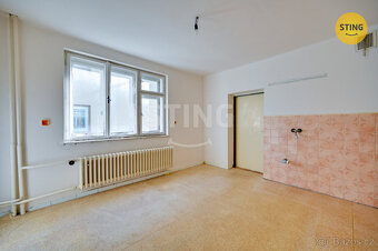 Rodinný dům 4+1, hospodářské budovy, Podolí, 133067 - 4