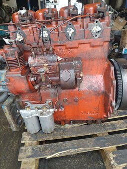 Prodám motor Zetor URI 6701 po Go - 4