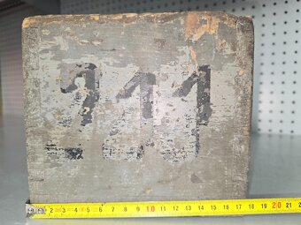 STARÁ DŘEVĚNÁ BEDÝNKA JEN 50 KČ  - 4