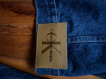 Nova krasna dzinova bunda Calvin Klein - 4