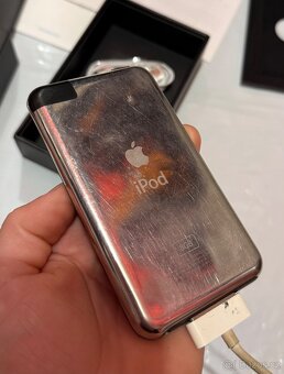 Prodám Apple ipod touch 1.gen - 4