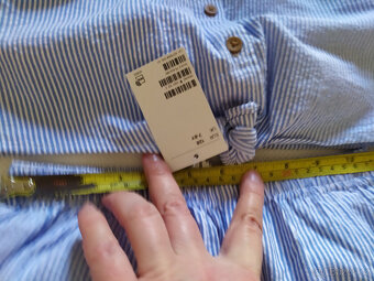 Nové pruhované top a šortky, H&M, vel. 128 - 4
