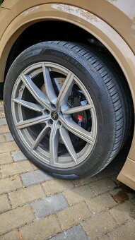 Hankook Ventus s1 evo3 295/40 r22 - 4