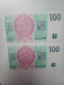 Bankovky - 4x100kč, 2x 200kč, 1x 1000kč - 4