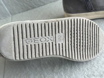 dívčí kozačky s kožešinou vel. 32 Geox - 4