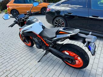 KTM 890R DUKE – TOP STAV najeto pouze 1 750 km - 4