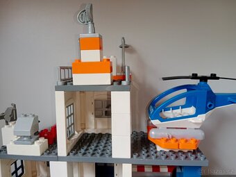 Lego Duplo policejní stanice - 4