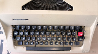 Psací stroj CONSUL - MODEL 2223 - 4