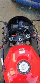 Honda - 4