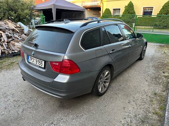 BMW 330xdrive manuál 180kw - 4