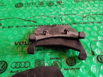 krytka ke střešnímu oknu Škoda Felicia 097560188M - 4