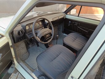 Škoda 120L - 4