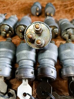 Gaz 69 - spínací skříňka - ORIGINÁL - 4