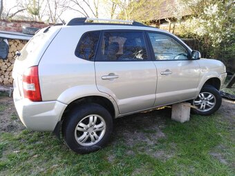 Hyundai Tucson 2.0 CRDi aj benzín- diely - 4