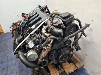 BMW 5 E61 2.5D M57D25 MOTOR 256D2 - 4