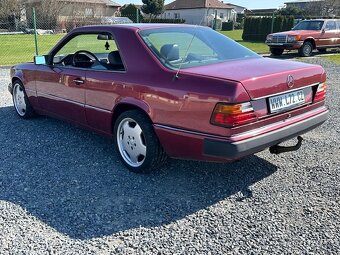 Mercedes-Benz 124 E220 kupé w124 - 4