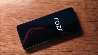 Motorola Razr 60 8GB/256GB Pantone Gibraltar Sea - 4