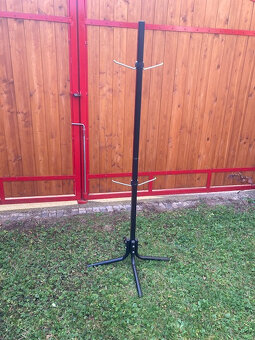 Stojanový držák pneumatik - 4