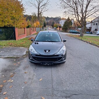 Peugeot 206+ Trendy 1,1i Dovoz Rakousko najeto 76t.km. - 4