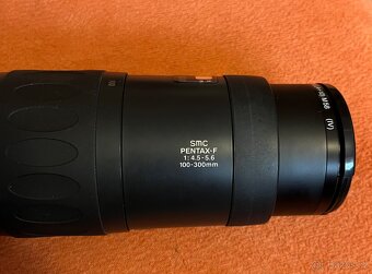 Prodám fotoaparáty Pentax, objektivy + další příslušenství - 4