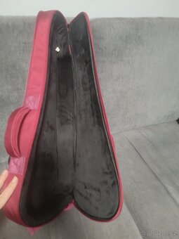 Ukulele a obal na ukulele - sada - 4