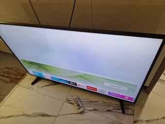 Televize Samsung Smart 125cm - 4