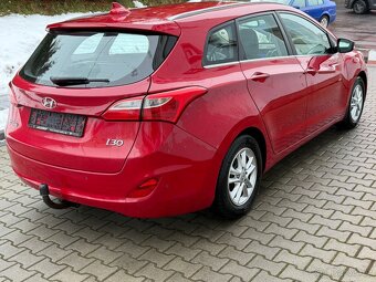Hyundai i30. 1.6 CRDi  81 Kw - 4
