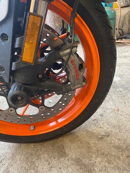 Ktm duke 890 r - 4
