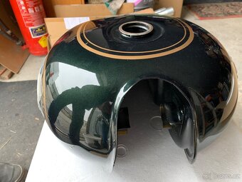 Nádrž Royal Enfield 500 - 4