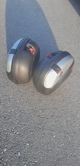 Givi monokey E41 Keyless boční kufry - 4