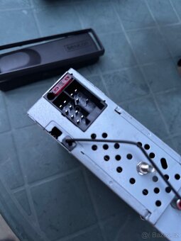 Autorádia více druhů - 4