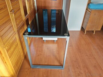 Skleněný psací stůl 130 × 62 × 75 cm - 4