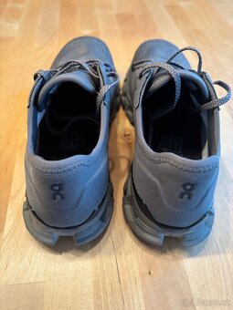 Prodám nové sportovní boty On Running - 4