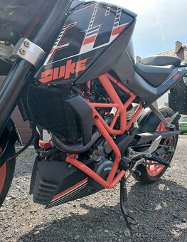 KTM Duke 390 - 4