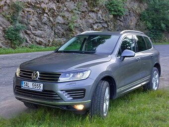 VW Touareg 3.0 TDi V6 R-line - 4