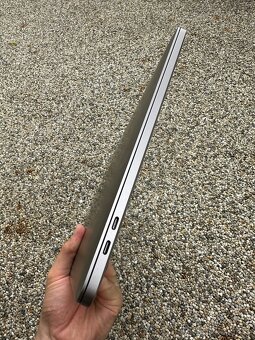 MacBook Pro 15” 2018, mouse, keyboard, sequoia - 4
